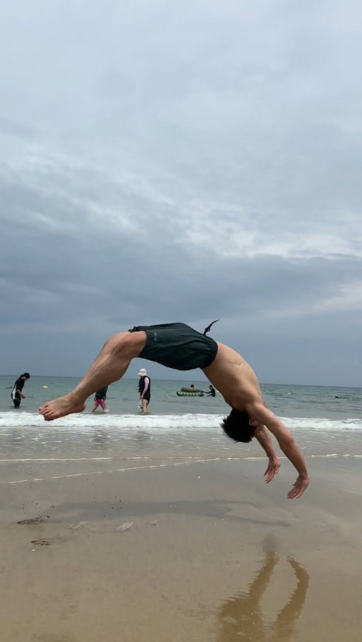 여름 끝나기 전에 바다 영상 올리기
-
#여름 #트릭킹 #tricking #trickinglife #바다