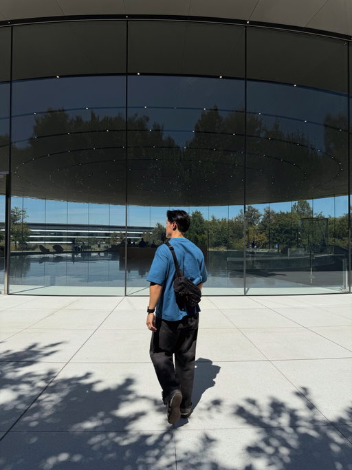From creating content at home to Apple Park 🍎

Grateful for where this journey continues to take me.