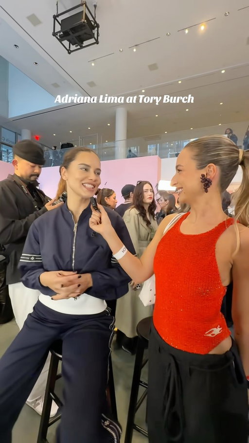 Happy #NYFW ✨ #adrianalima @izzipoopi #ToryBurch