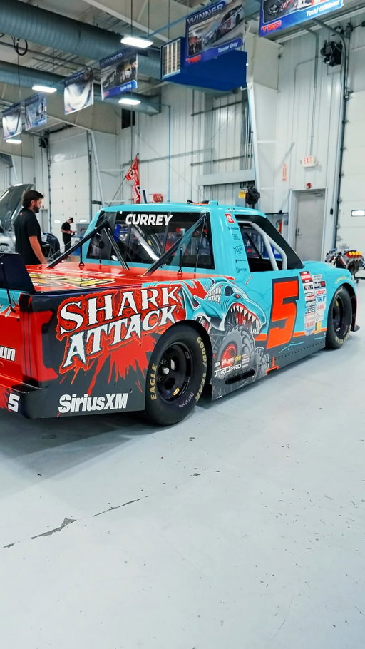Back in the driver’s seat.

@bayleycurrey05 gets the call-up, driving the No. 5 for multiple events, starting at Bristol 🙌