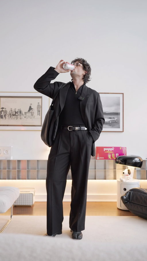 Toronto is alive and we’re celebrating TIFF with @drinkpoppi today! I’m a huge fan of Doc Pop, but also Raspberry Rose is so good. What’s your favorite Poppi flavour? #ad #poppipartner #drinkpoppi