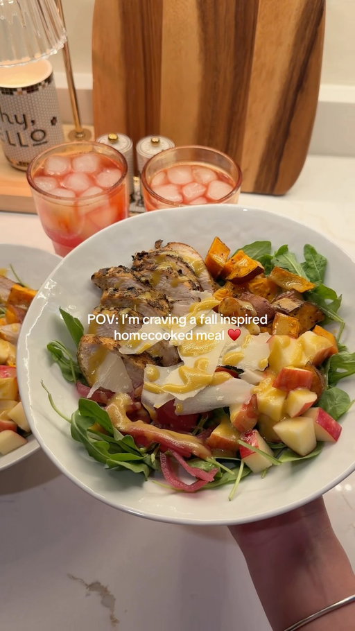 roasted chicken salad with apples, sweet potatoes, pickled onion and @goultima cranberry cosmo mocktail electrolytes ♥️ #ad #ultimapartner