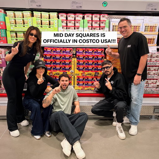 Mid-Day Squares has arrived in Costco USA! @costco 

Our PB&J mix pack is available in select locations across the Northeast, Midwest + Northwest. Check our store locator to find the closest one near you.

Find us in the fridge!! 

#costco #costcofinds #costcosecrets