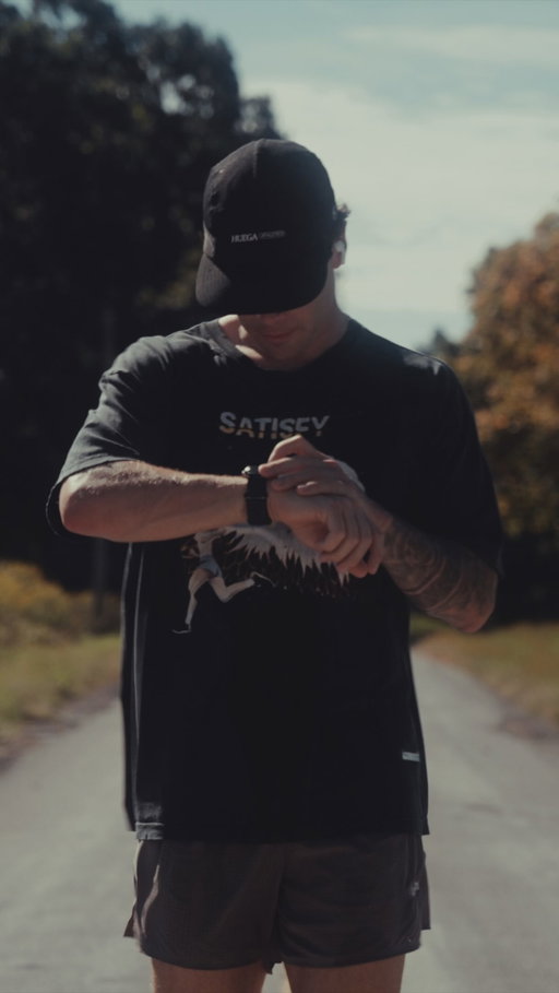 pov: it’s time to go for a run

• • •

#running #selfimprovement #fitnessmotivation #aestheticedits #cinematic
