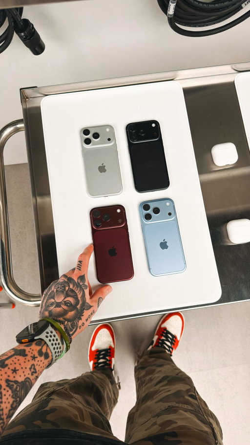 Which color would you pick? 👀👇

All 4 colors of the new iPhone 18 Pro 🔥😮‍💨

#apple #iphone18pro #iphone18promax #appleevent #iphone