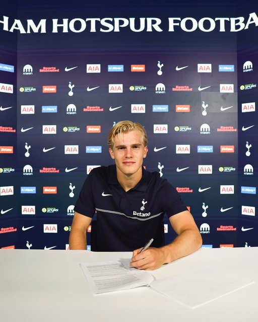 We are delighted to announce that Lucas Bergvall has signed a new contract with the Club.

Congratulations, Lucas 🤍