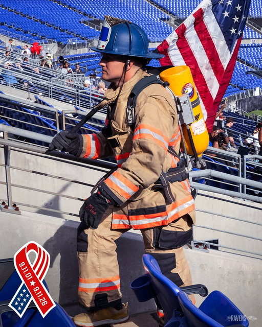 Never Forget.

As the Ravens and the NFL recognize the 25th anniversary of 9/11, we hosted a 9/11 Stair Climb memorial event. Participants walked 2,200 steps, the equivalent of the 110 stories of the World Trade Center, to honor those we lost on Sept. 11, 2001.