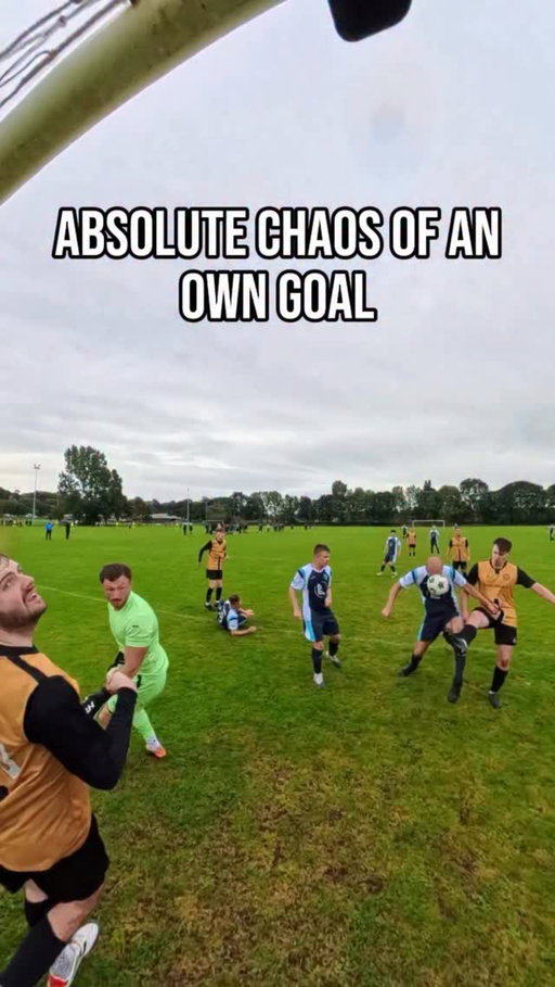 Sunday morning chaos, what an own goal 😅🤯 @htgoalkeeping 🧤 #football #goalkeeper #soccer #insta360X5 #owngoal