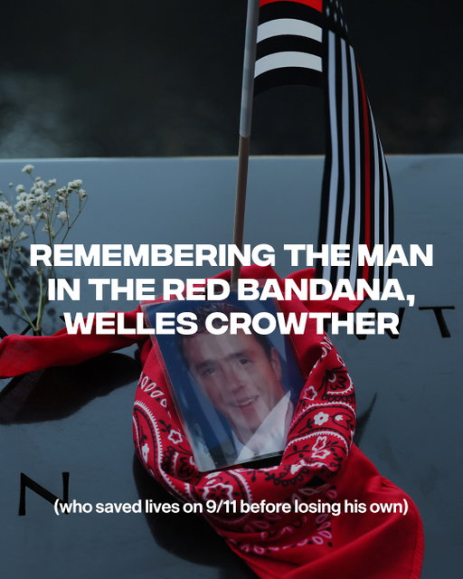 The “Man in the Red Bandana” became a symbol of courage on 9/11.
ㅤ
Welles Crowther was on the 78th floor of the South Tower when the building was struck, but instead of escaping, the 24-year-old volunteer firefighter and equities trader repeatedly went back into the smoke and chaos to help others find a way out. Wearing his trademark red bandana over his face, Crowther made three trips to the sky lobby, calmly guiding people toward the stairway and helping as many people as he could before the tower collapsed. His identity remained unknown for months until survivors’ accounts led his mother, Alison Crowther, to realize the mysterious hero was her son, who had carried a red handkerchief since childhood.
ㅤ
📷 : Getty / Rockland County Fire Department]