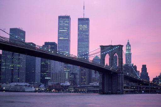 Forever in our hearts, never forgotten 🤍 25 years later, we remember the lives lost, the heroes, the families, and the city we love so deeply. New York, always. 🇺🇸🫶🏼