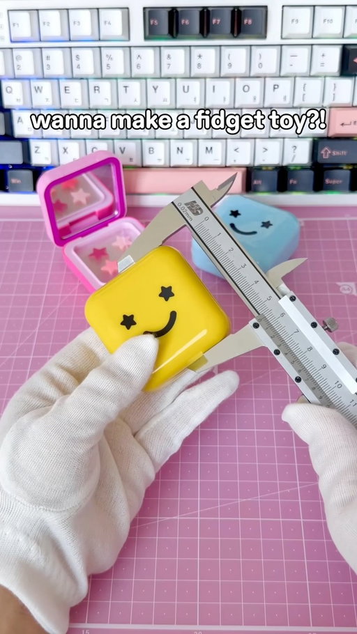 idk if u know what u just started @slug.universe 💛🩷🩵 i’ll be thinking abt these big lil toys for a looong time <3