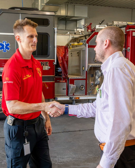 Today, we remember the lives lost and the first responders who served 25 years ago on September 11.

In honor of the heroes who answer the call every day, associates from each of our stores delivered lunch to a first responder location in their community.