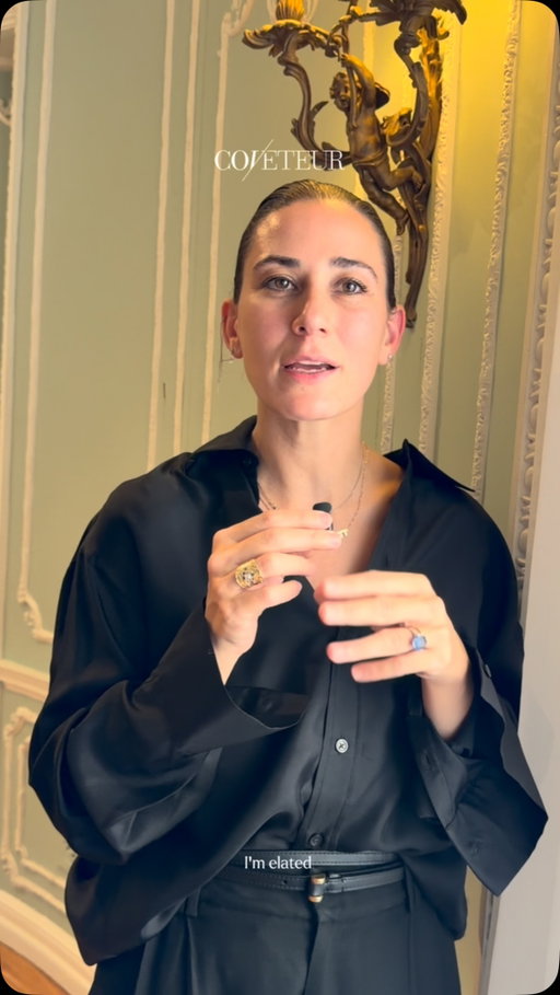 On the Upper East Side, @kallmeyerofficial offered a masterclass in pairing bold shades and muted hues. “We call them non-color colors,” Daniella Kallmeyer shares of the pinks, reds, and cobalt blues that walked the Spring/Summer 2027 runway. “Even the woman who has a lot of black, white, and neutrals in her wardrobe can still gravitate towards color, and we wanted to give her pieces that mixed in.”