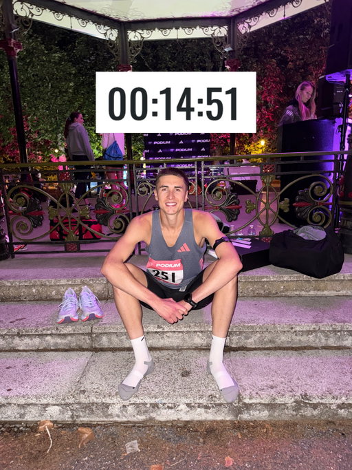 FNUL 5K - 14:51

Sub 15 ✅ might not be washed just yet 👍🏻

Top tier event @sportsshoes.podium 

#running #runner