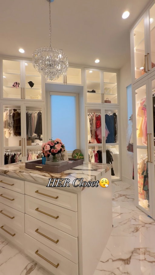 Fellas.. she deserves this walk in closet… 😮‍💨 

TAG A BABE IN THE COMMENTS!👇🏼😎

Follow @americas_realtor for Custom Homes!🇺🇸

Built By @zchomes 🏡
Interior Designer @susansemmelmanninteriors ⭐️

Comment “INFO” to unlock details about this specific home!🤝

Contact me for a Private Tour!👌🏼

These modern luxury custom homes are just the beginning of what the Texas and DFW real estate market have to offer! To stay up to date with the latest developments of the luxury TX real estate, check out my account!!🦾

•Exceptional Rated School Districts 📚
•Near Dallas Cowboys Headquarters🏈
•Near PGA World Headquarters ⛳️ 
•Near Universal Studios- Kids Resort Disney 🪄 
•Near MLS FC Dallas ⚽️
•Near Dr Pepper Ballpark- Riders Field ⚾️
•Near National Videogame Museum 🎮
•Near iFly Indoor Skydiving 🪂 
•Near DFW Airport and Dallas Love Field ✈️
•Near The Galleria Dallas 🌉
•Easy access to shopping and Stonebriar🌇
•Quality Craftsmanship 🔨

$ Price Available Upon Request| Frisco, Texas| The Hills Of Kingswood 
🔎Looking to List Your Home in the Dallas, Texas area? MSG me “LIST HOME” to get started! 🥂

DM me “VIP” to unlock OFF- MARKET homes before they hit Zillow and join my VIP list! I ONLY show these to my signed buyers. When you join my exclusive buyer’s list you’ll get-
•First Look at My Off Market Properties
•My custom new-construction incentive cheat sheet (saved my last 3 buyers $96k, $120k and $195k off asking- only because they were my official clients and could negotiate hard! 
•White-Glove Service
•Full Knowledge of the DFW Metroplex 

CONTACT:
Alex Maloney
COMPASS RE TEXAS, LLC
Luxury Real Estate Agent

Accuracy of all information contained here-in deemed reliable but not guaranteed and should be independently verified.

#closet #dreamhome