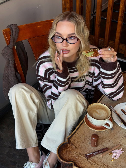 Don’t forget to charge yourself too 🍂🥐☕️. 

#fall #autumnvibes🍁