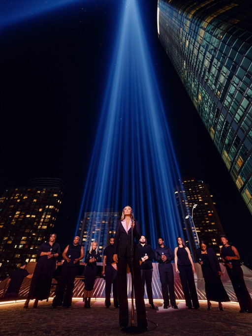 Where were you when the world stopped turning?

I was in 4th grade in Mrs. Debbie Bryan’s class. I remember when she rolled in the TV and put the news on.

25 years later, I had the honor of performing in NYC at the base of the iconic beams where the Twin Towers stood and where nearly 3,000 people lost their lives.

A night I’ll never forget. God Bless America ❤️