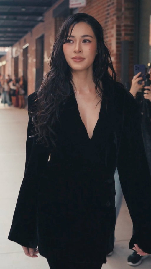 @linglingkwong makes her entrance. 

Seen at the Calvin Klein Collection Spring 2027 runway show by Veronica Leoni.

Terminal Warehouse, New York City.