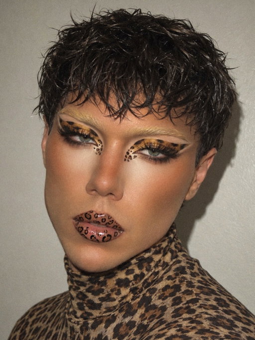 just sumn light 🐆 

face ˚₊‧꒰ა ☆ ໒꒱ ‧₊˚
@lancomeofficial teint idole ultra wear foundation
@narsissist soft matte complete concealer
@benefitcosmetics hoola matte bronzer
@patricktabeauty major headlines double-take blush in she’s so la
@hudabeauty easy bake loose baking & setting powder in pound cake

eyes 𐙚⋆°.
@aboutfacebeauty matte fluid eye paint in capulets
@danessamyricksbeauty colorfix matte in blackout for the leopard detailing + smoked outer eye
@nyxcosmetics epic ink liner in black
@maybelline sky high mascara in very black

lips ⋆౨ৎ˚⟡˖ ࣪
@maccosmetics lip pencil in cork
@danessamyricksbeauty colorfix matte in blackout for the leopard spots
@fentybeauty gloss bomb in glass slipper