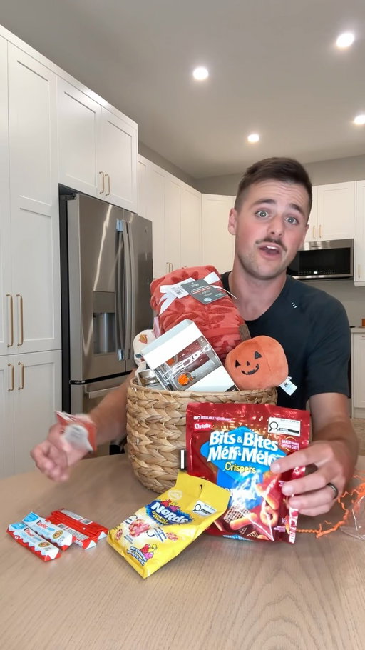 How did I do with the boo basket? 🍂👻🏈

#boobasket #fallbasket #collegefootball #nfl #husbandwife