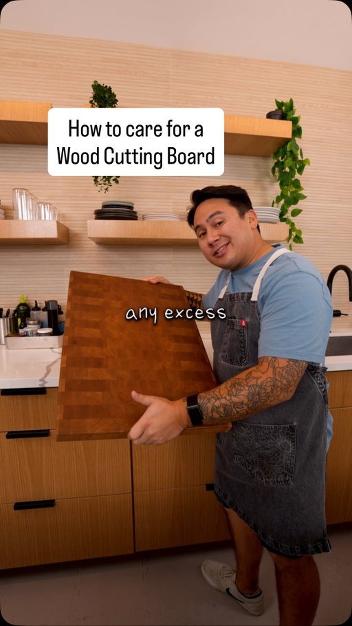 This might be the most import video you watch all afternoon‼️3 steps to clean, care for, and maintain a wooden cutting board #cooking #cookinghacks #kitchentips #kitchenhacks #cookingtips