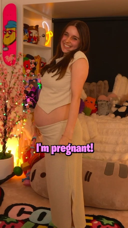 I couldn’t hide the news any longer 🥰