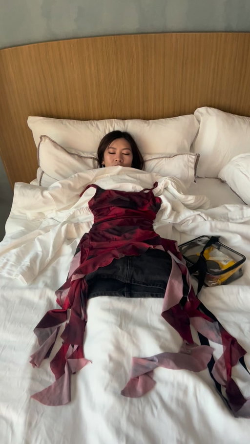 Pre-concert nap 🙂‍↕️ #bigbangconcert