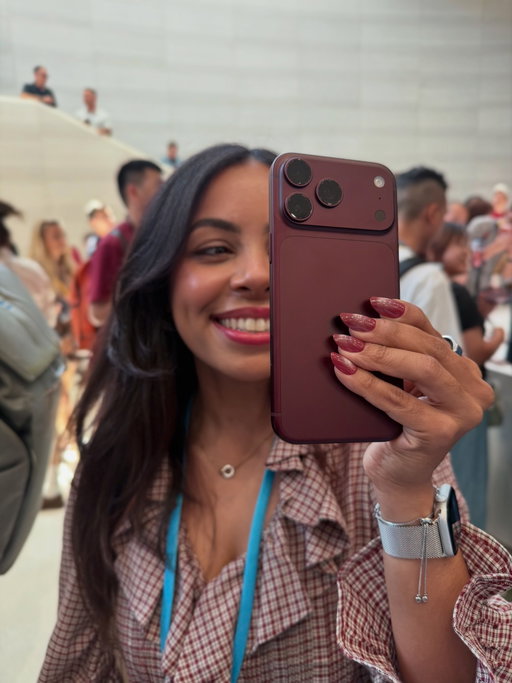 ✨⭐️✨ burgundy ✨⭐️✨

#iphone18pro #iphone18promax #burgundy #maroon #iphone