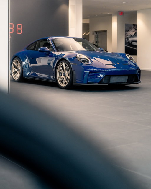 Showroom Saturday featuring a truly exceptional 992.2 Porsche GT3 Touring, finished in Paint-to-Sample Albert Blue over a completely bespoke, one-of-one "Sonderwunsch" interior. With a spec this detailed, we promise you won't find another quite like it.
.
.
.
#Porsche #PorscheLife #PorscheClub #PorscheFans #PorscheMoment #PorschePix #Porschers #TimelessMachine #ThereIsNoSubstitute #CarsOfInstagram #Carstagram #InstaCar #CarOfTheDay #InstaAuto #Luxury #LuxuryCars #CarsWithoutLimits #AmazingCars #Cleveland #ClevelandCars #PorscheBeachwood #PenskeCars #ShowroomSaturday #PorscheGT3Touring