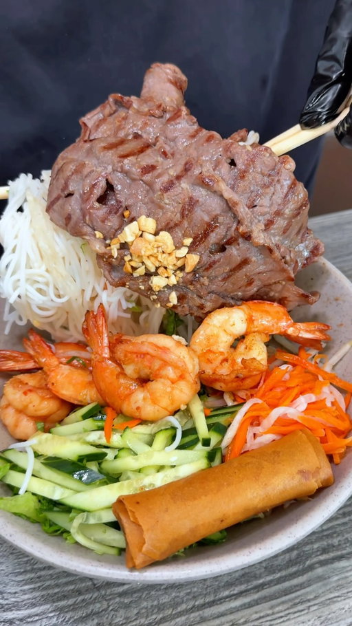 Grilled Steak & Shrimp Vermicelli Noodle Salad! 🥩🍤🥗

Fresh, flavorful, and satisfying — tender grilled steak and juicy shrimp served over vermicelli noodles with crisp veggies, fresh herbs, and our house-made fish sauce. The perfect surf & turf combo when you’re craving something fresh but filling. Who’s in? 😋👇

📍 Pho Crystal 3
940 E Dominguez St Ste A & B, Carson, CA 90746

⏰ Open daily: 11 AM – 8 PM
🍽 Dine-in available
🛵 Delivery: DoorDash • Grubhub • Postmates • Seamless

#carsoncity #VermicelliNoodleSalad #SurfAndTurf #steak #shrimp