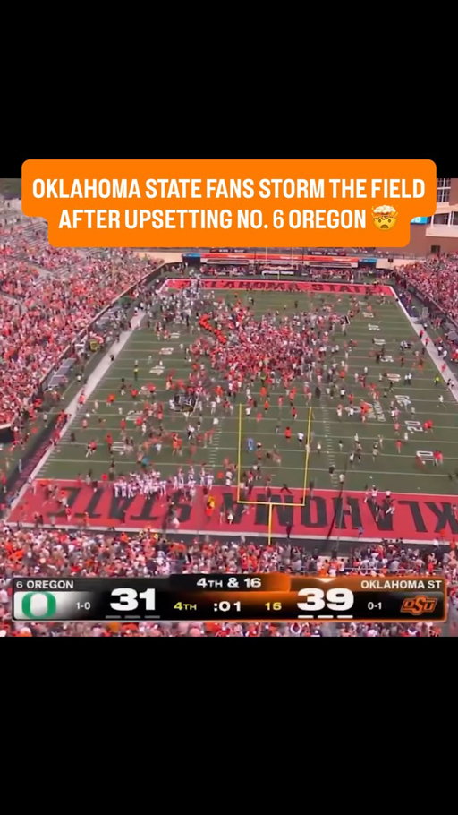 The fans are on the field in Stillwater 😱

Oklahoma State was a 24.5-point underdog to the Ducks 😳

#cfb #collegefootball #football #oregon #oklahomastate