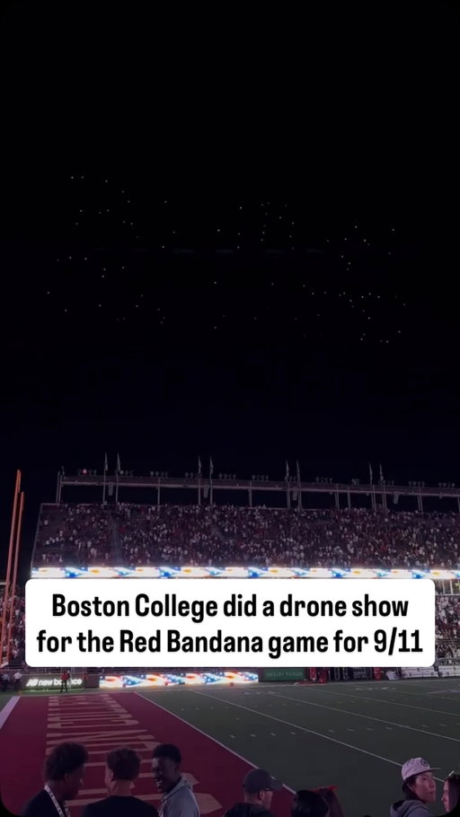What a great tribute from Boston College at the Red Bandana game 

For Welles ❤️🇺🇸