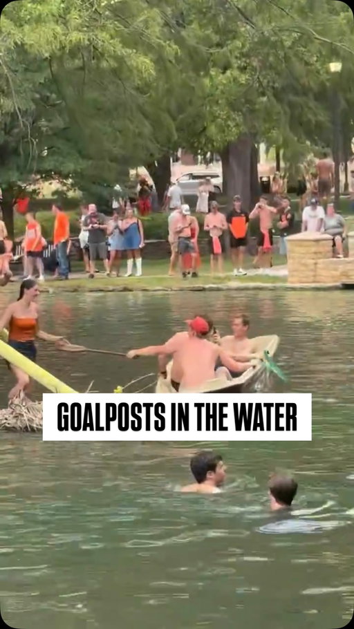 Oklahoma State fans are having a field day

via @oldrowosu