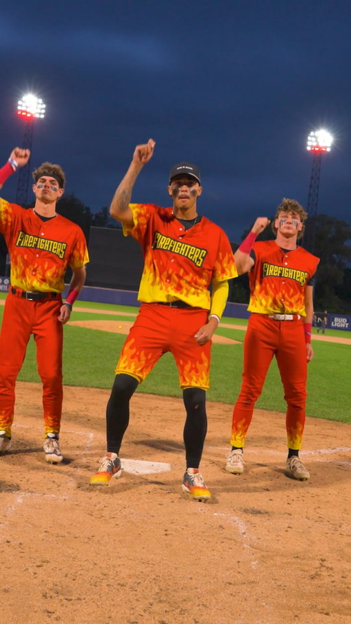 Cameraman lowkey deserves a raise for this one 👀

#firefighters #bananaball #baseballboys #dancetrend