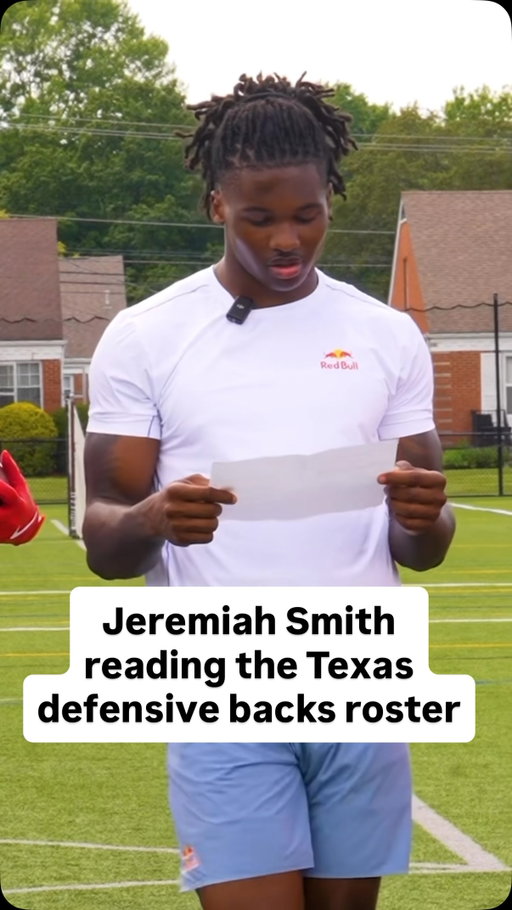 Texas fans really spent all week trash talking @primetimejj_.4 🤣🤣🤣