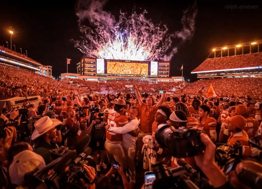 Football game between the Texas Longhorns and Ohio State Buckeyes at DKR Stadium in Austin, Texas on September 12, 2026. Texas won 24 - 23. Oh my gosh, what a game, it was incredible!

#HookEm #TexasCheer #TexasLonghorns #TexasFootball #Austin #Texas