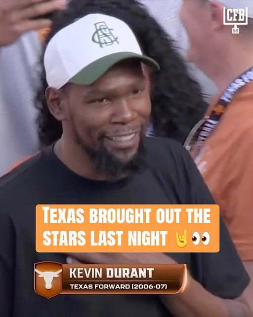 Ricky Williams, Mack Brown, Colt McCoy, Kevin Durant, Matthew McConaughey and Woody Harrelson were all at Texas-Ohio State 🤘

#cfb #collegefootball #ncaafootball #texasfootball #ohiostatefootball
