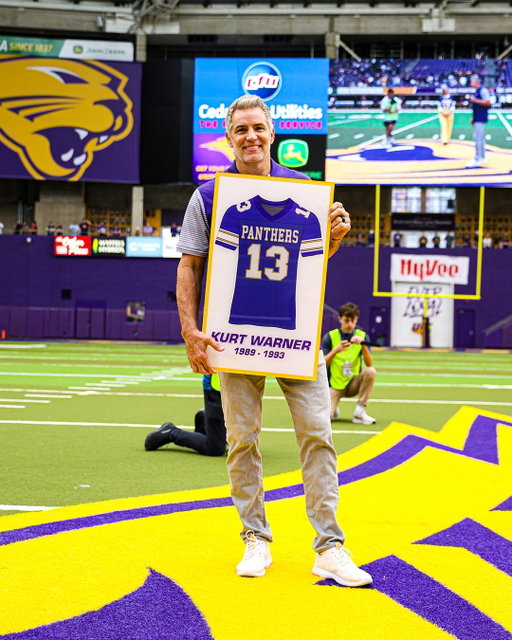 A Day to Remember 

#EverLoyal | #LegacyEra | #UNIFootball