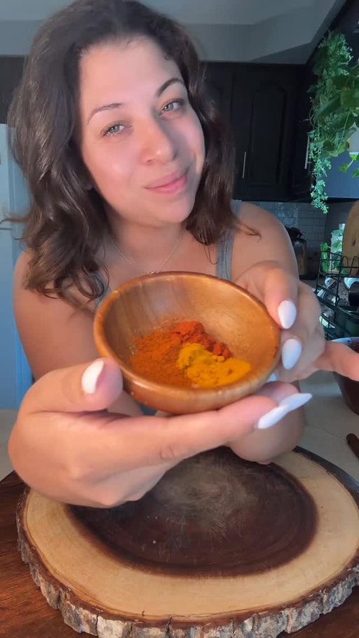 Achiote Oil & Sazon Blend Authentic Cooking 🥘 

* 500ml Avocado or Olive Oil
* 1Tbs Coriander Seeds
* 3 Garlic Cloves 
* 2-3 Culantro Leaves
* 1/3c Annatto Seeds
Sazon Blend
* 1/2tsp Annato Powder
* 1/2tsp Paprika Powder
* 1/4tsp Turmeric Powder 

I use Sazon blend for my rice, beans, and guisado only, and I use Achiote oil for my rice, marinate my meats, pasteles, and alcapurria etc.