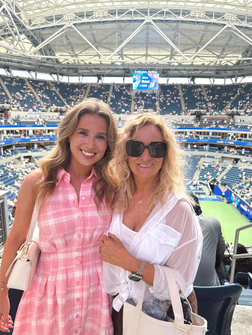 all Love 🎾 

Another mom-daughter trip in the books! Had such an incredible time at the US Open! #usopen #tennis #nyc
