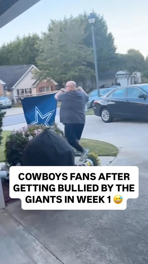 Going to be a tough Monday morning for Cowboys fans after losing to the Giants on Sunday Night Football 😅

(🎥 via RobbieHowe / TT)