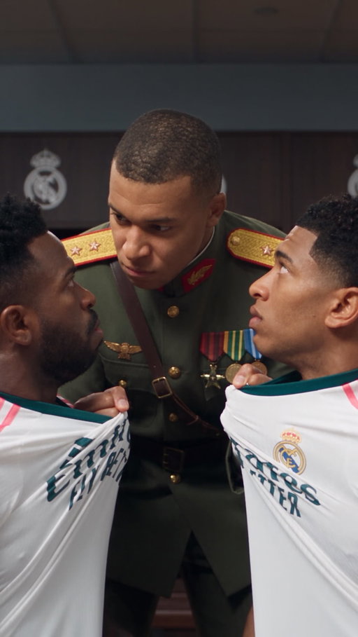 Mbappé finally reacted to the “dictator” memes… and now he just wants to find out who’s behind the videos. The problem is, the joke has already taken over everyone.

#mbappe #realmadrid #bellingham #vinijr #kylianmbappe