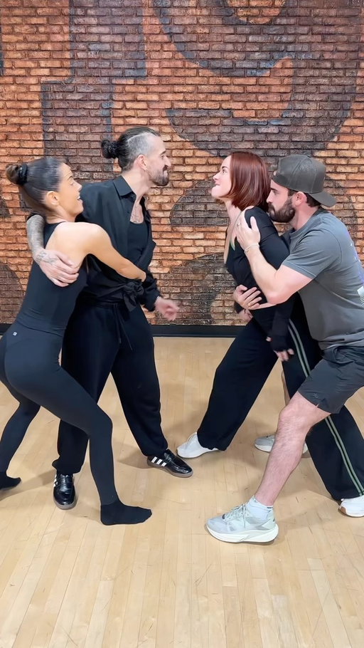 Enjoys the show Bi**h 💅🏼🤭 @whitleavitt @leavitt.conner @dancingwiththestars