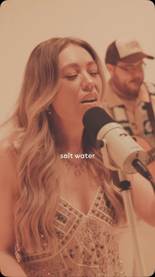 “Salt water” (the live performance version) is out this week... 🤭

#studio #livesession #saltwater #newmusic #nashvilleartist