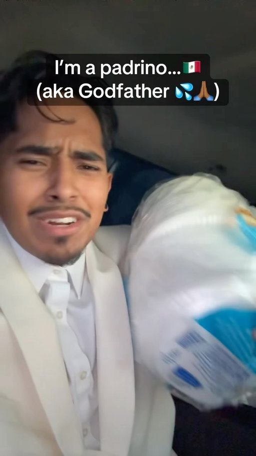 Mexican culture be having godfather for ANYTHING 🤦🏾‍♂️💦🍽️ #GodFather #Padrinodelosplatos #NotMyNephew #MyPlates #MexicanCulture