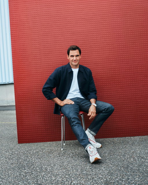 One shoe. Two sides. 🔴🔵

With @lavercup London around the corner, @rogerfederer steps into a tennis-inspired edition made for both sides of the court.

Team Europe or Team World. Pick your side. 

#DreamOn