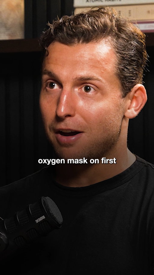 Oxygen mask on first. He lost his best friend in high school and has watched people be too unhealthy to show up for him since. Who are you staying healthy for?

#menshealth #brotherhood #podcast