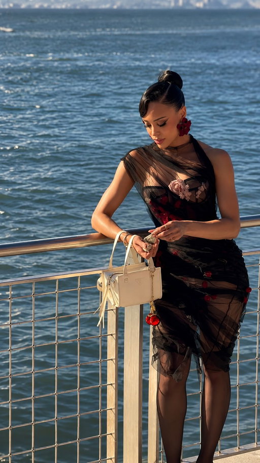all that effort just to get on my purse… well played @VaselineBrand #VaselinePartner