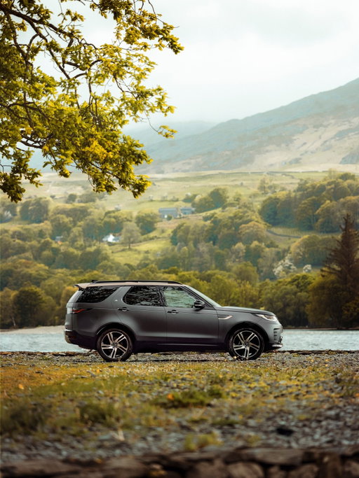 For those who love to discover new adventures. 

With all-terrain capability, ready for wherever the journey takes you.

#Discovery

——

Model shown is Discovery Tempest Edition 27MY. Availability/specification vary by market, check with your local retailer.