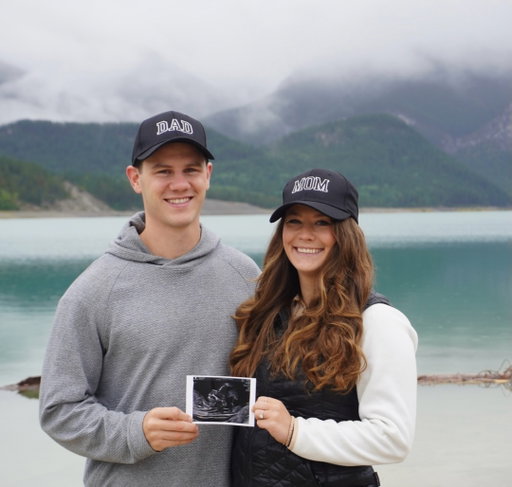 Our biggest adventure yet! 
Baby Riendeau arriving in 2027💞🐣🧑‍🧑‍🧒🫶🏻
•
•
•
•
#familyofthree #baby #pregnancyannouncement #pregnant #family